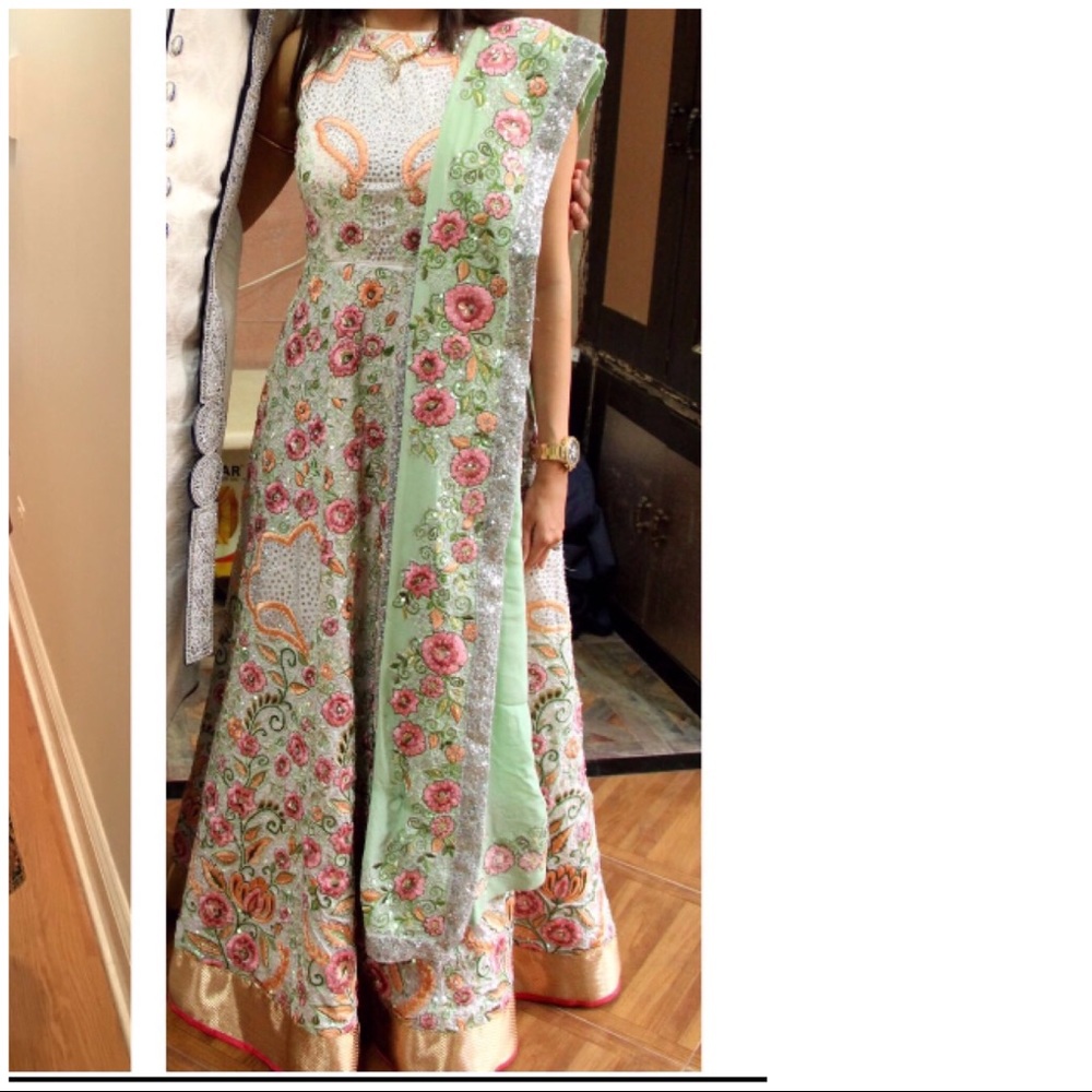 PRICE FIRM Indian designer anarkali gown.Bridal Lehenga Saree - Picture 3 of 8